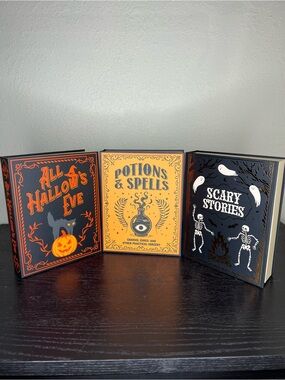 NEW Target Bullseyes Playground Halloween 2026 Paperboard Book Boxes Set of 3